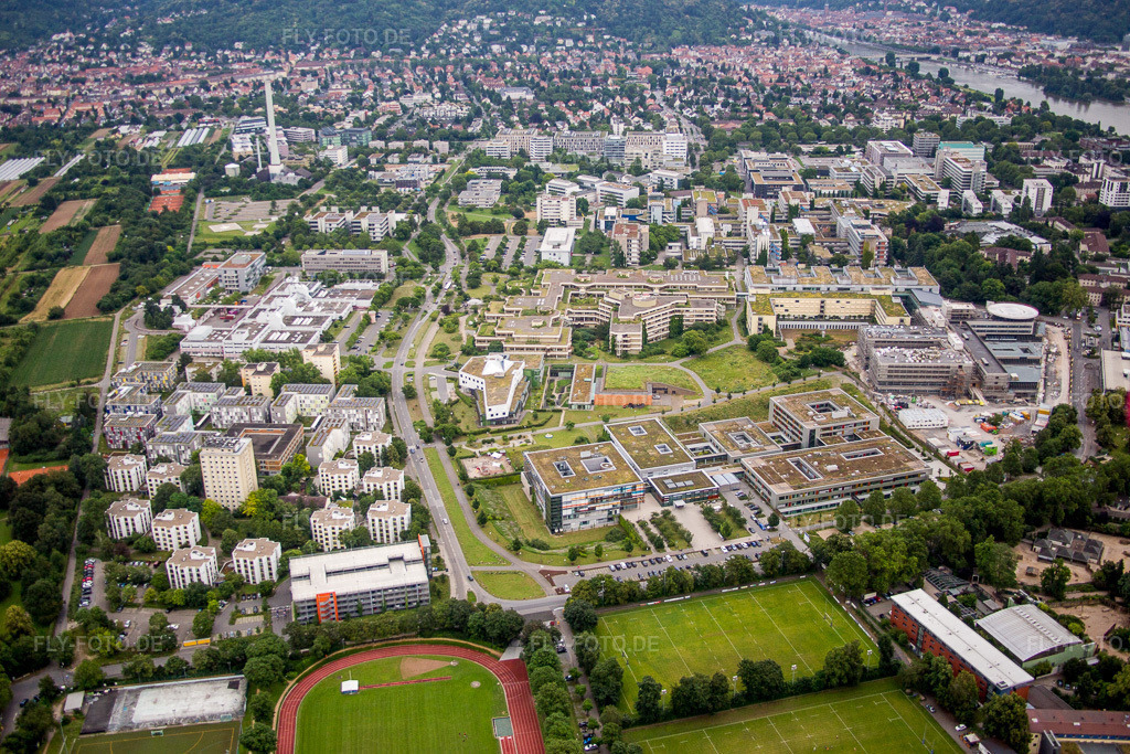 Luftbild: Handschuhsheim, Neuenheimer Feld, Uni Heidelberg im Ortsteil Neuenheim in Heidelberg im Bundesland Baden-Württemberg in Deutschland. Foto: IMG_090796.jpg vom 04.07.2016 durch Werner Riehm/FLY-FOTO.de