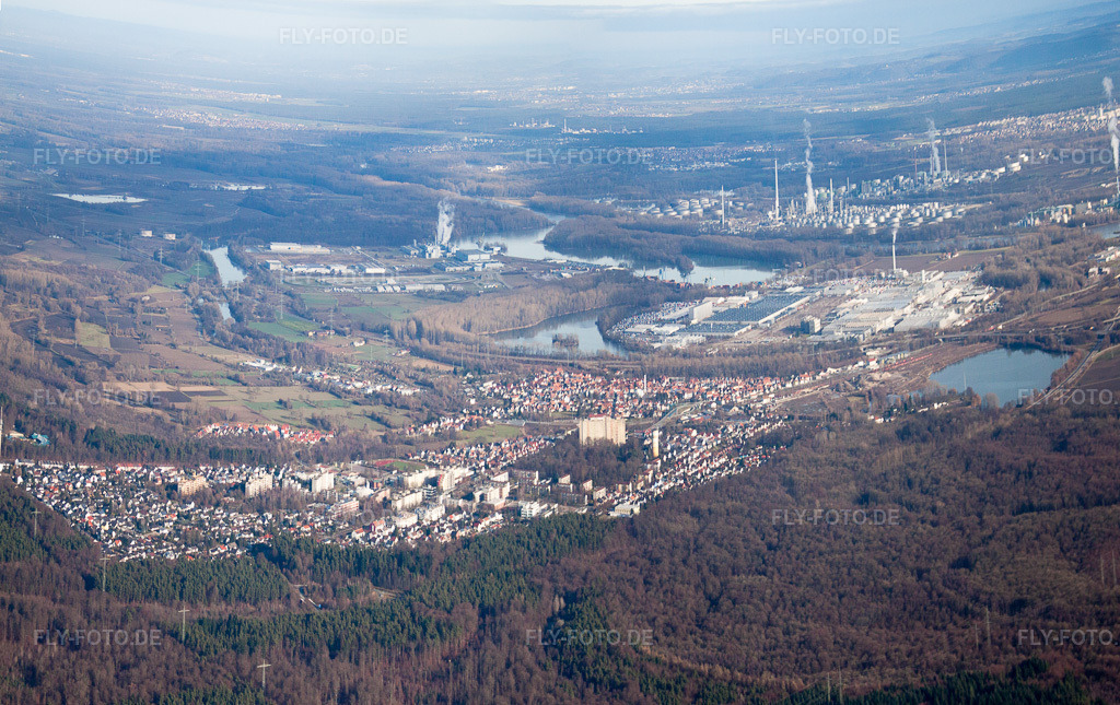 Luftbild: Ortsansicht von Südwesten in Wörth am Rhein im Bundesland Rheinland-Pfalz in Deutschland. Foto: IMG_48520-Bearbeitet.jpg vom 11.12.2011 durch Werner Riehm/FLY-FOTO.deAuflösung des Originals: 10781 x 6793 px