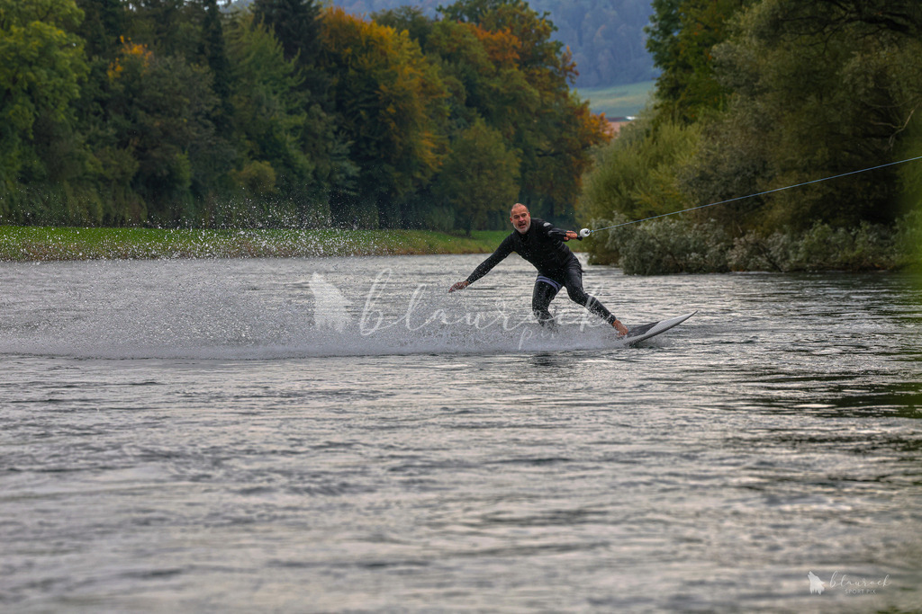 Closing Surf 2024 - 13. October 2024 | Closing Surf 2024Limmat, ZürichBild: Waltraud Blaurock | Blaurock Pix