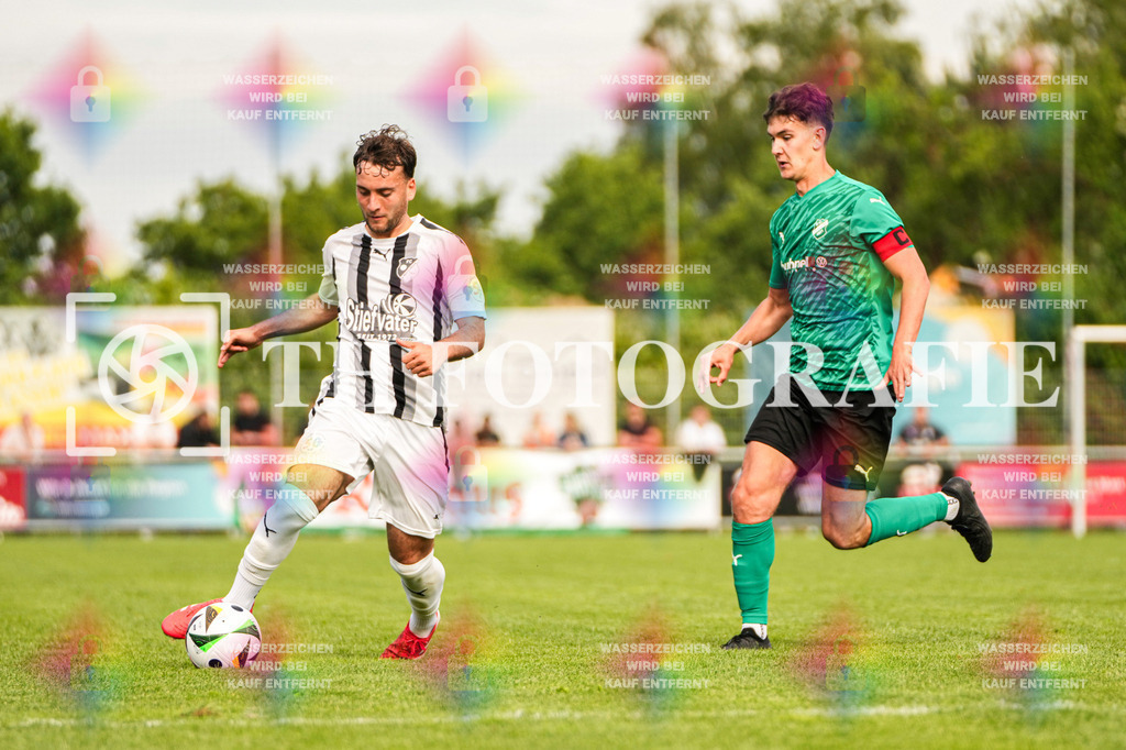 GER, FC Zell - FC Wittlingen, Fussball, Rothaus Bezirkpokal, Finale, Saison 2024/2025, 29.05.2025 | GER, FC Zell - FC Wittlingen, Fussball, Rothaus Bezirkpokal, Finale, Saison 2024/2025, 29.05.2025Foto: TH Fotografie/Alessio Bosco