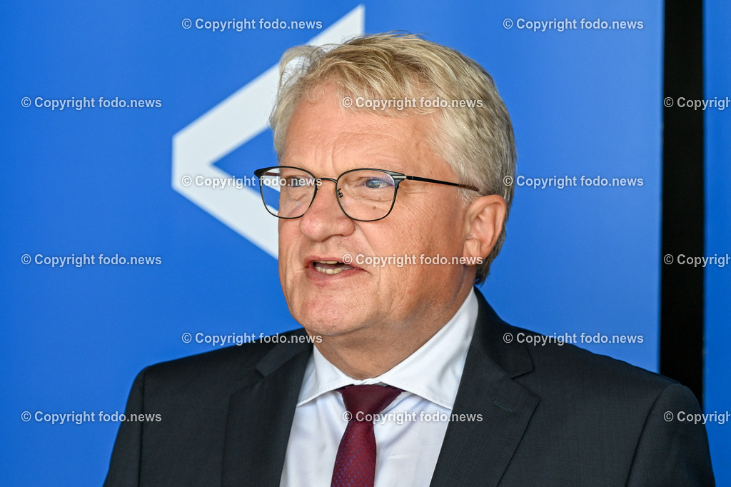 Linz AG_ Wasserrettung Pichlingersee_ 12.09.2023-8 | 12.09.2023, Linz Pichling, AUT, Linz AG, Eroeffnung des neuen Gebaeude der Wasserrettung, im Bild Klaus Luger (SP, Bgm. der Stadt Linz)