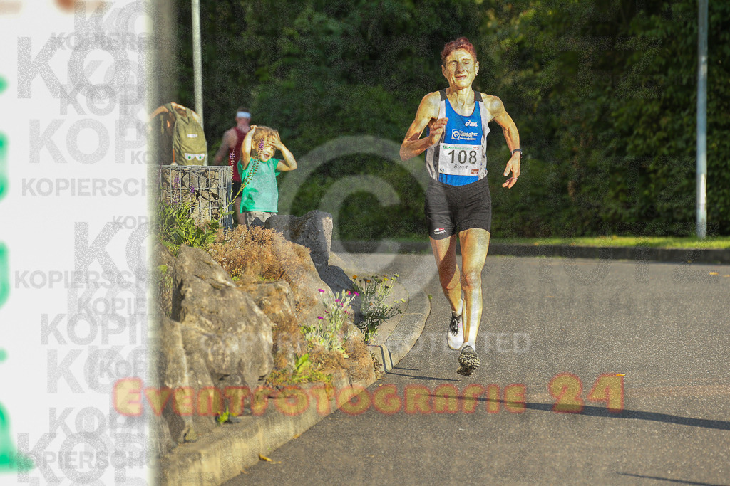 250801_1913_EX1_7364 | Sportfotografie im Rhein-Sieg Kreis, Köln, Bonn, NRW, Rheinland Pfalz, Hessen, etc. Unser Tätigkeitsfeld umfasst den Laufsport vom Volkslauf über den Marathon, Duathlon, Triathon bis zum Ultralauf wie Kölnpfad Ultra oder Schindertrail.