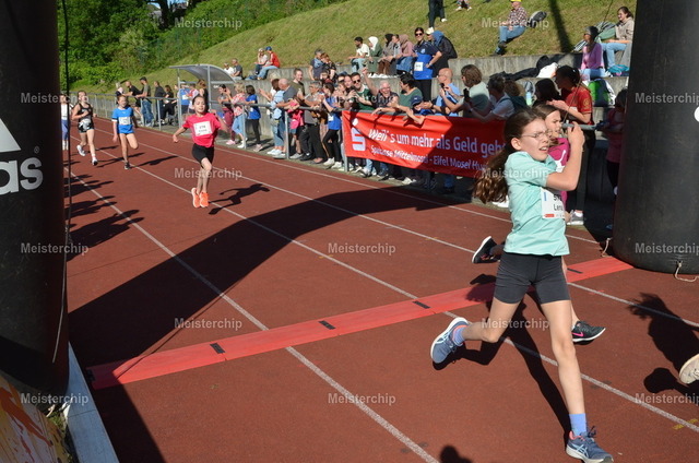 17-36-43_ | Meisterchip Fotoshop - Realisiert mit Pictrs.com