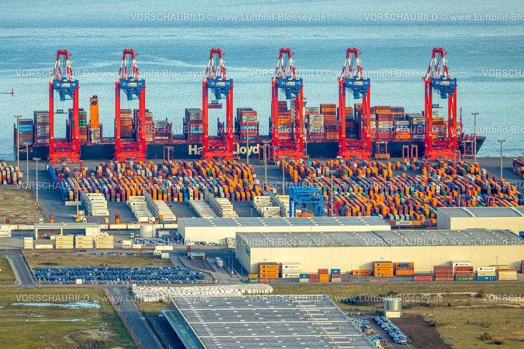 Wilhelmshaven251106541EurogateContainerTerminal | Luftbild, EUROGATE Container Terminal Wilhelmshaven GmbH (CTW), Hapag-Lloyd Schiff, Tiefwasserhafen JadeWeserPort an der Nordsee, Voslapp, Wilhelmshaven, Norddeutschland, Ostfriesland, Niedersachsen, Deutschland