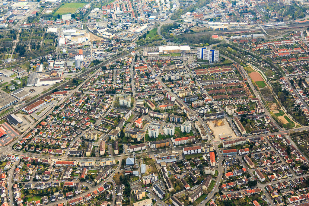 Luftbild: Im Erlich in Speyer im Bundesland Rheinland-Pfalz in Deutschland. Foto: IMG_076857.jpg vom 12.04.2015 durch Werner Riehm/FLY-FOTO.de
