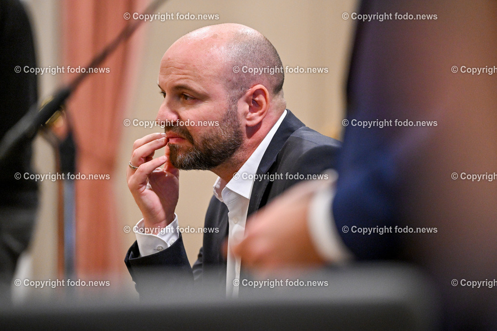 Landhaus Linz_ Promenade_ Landtagssitzung_ 24.10.2024-60 | 24.10.2024, Landhaus Linz AUT, Promenade, Landtagssitzung, im Bild Severin Mayr (Die Gruenen, Klubobmann)