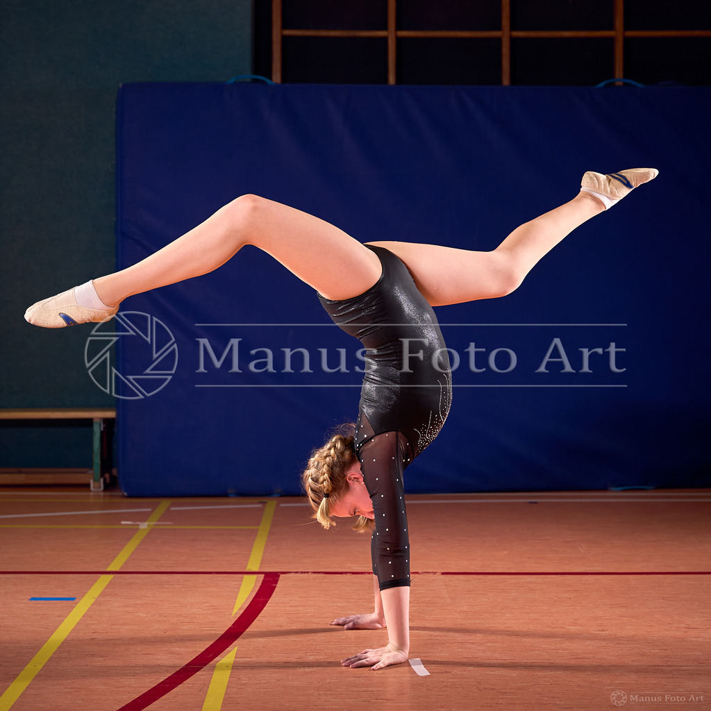 B-DSC00394 | Professionelle Sportfotografie in Hamburg, Schleswig-Holstein und Niedersachsen – spezialisiert auf Rhönrad, Geräteturnen, Leistungsturnen und rhythmische Sportgymnastik. Bundesweite Begleitung von Rhönrad-Events. Jetzt Sport-Fotos - Realisiert mit Pictrs.com