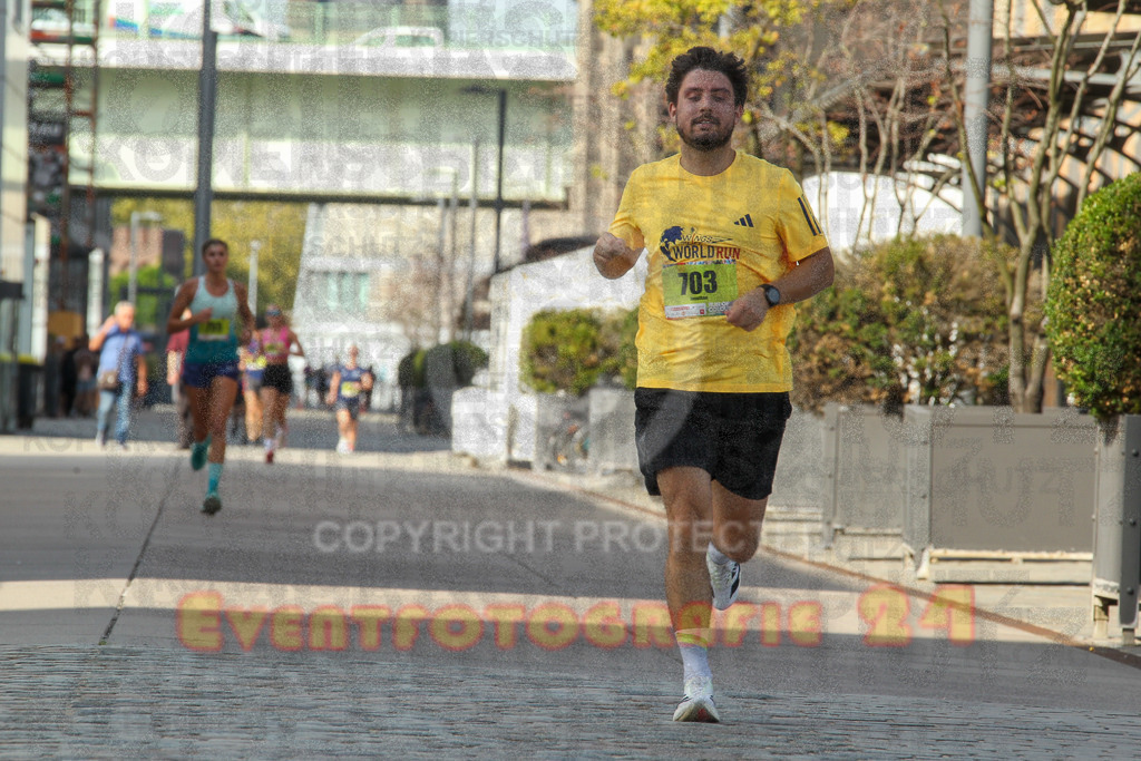 250920_1450_EV4_7244 | Sportfotografie im Rhein-Sieg Kreis, Köln, Bonn, NRW, Rheinland Pfalz, Hessen, etc. Unser Tätigkeitsfeld umfasst den Laufsport vom Volkslauf über den Marathon, Duathlon, Triathon bis zum Ultralauf wie Kölnpfad Ultra oder Schindertrail.