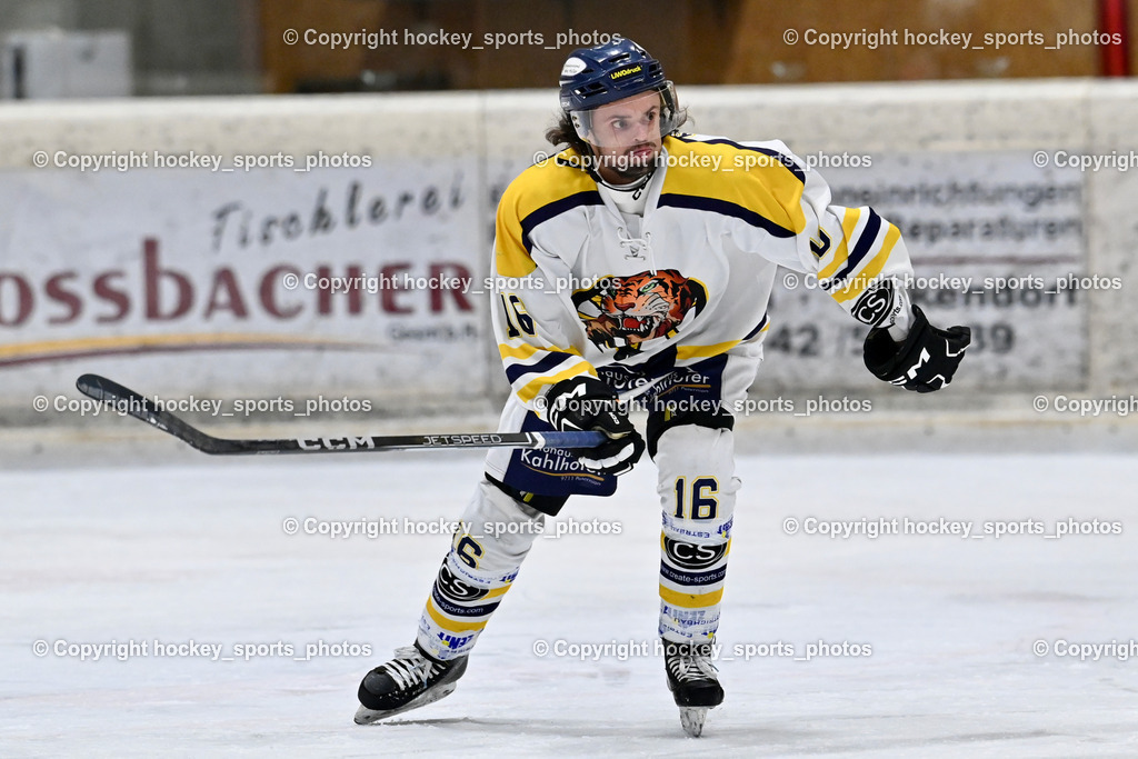 EC Tigers Paternion vs. Tarco Wölfe II | #16 Hohenberger Florian EC Tigers Paternion, EC Tigers Paternion vs. Tarco Wölfe II, EC Tigers Paternion vs. Tarco Wölfe II am 19.12.2024 in Spittal an der Drau (Eissportzentrum Spittal), Austria, (Photo by Bernd Stefan)