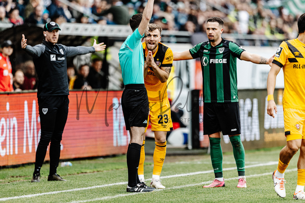 3. Liga, Saison 2023/24, 31. Spieltag: SC Preußen Münster - Dynamo Dresden | Münster, 30.03.2024: 3. Liga, 31. Spieltag, SC Preußen Münster gegen Dynamo Dresden im LVM-Preußenstadion in Münster. Foto: sportfotografie.ms | Markus Paletta - Realisiert mit Pictrs.com