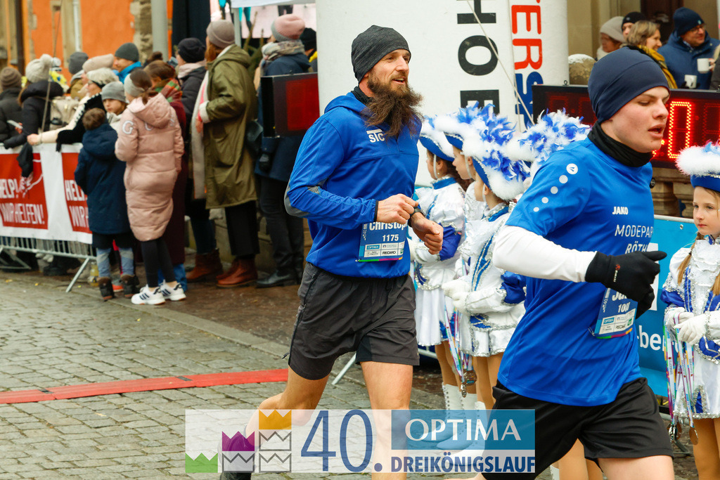 VR Bank Hauptlauf 10km | 40. Optima 3koenigslauf 2026 - Realisiert mit Pictrs.com