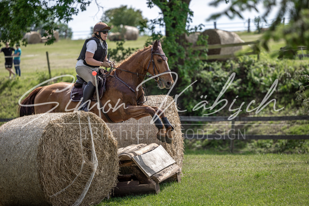 20260523-_3LI9176 | Tierfotografie Pferde, Hunde, Katzen, Haustiere.
Turnierfotografie Reitturniere, Reiten, Springreiten, Dressur in Hanau, dem Main-Kinzig-Kreis und dem Rhein-Main- Gebiet um Frankfurt