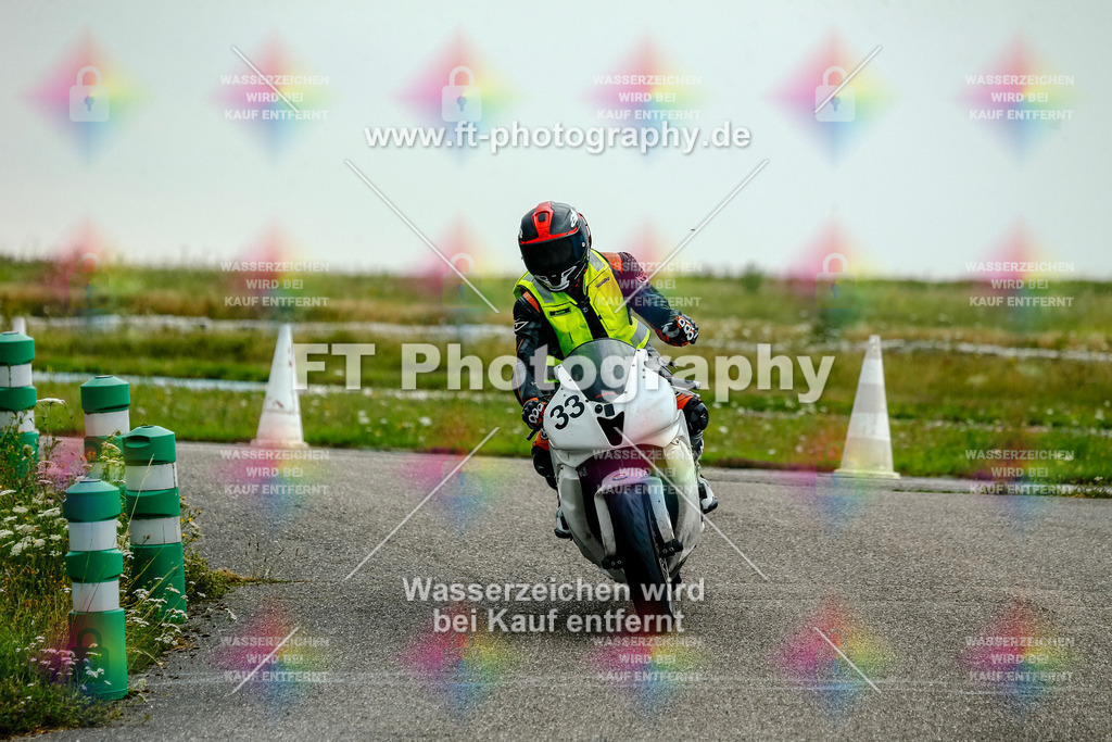 Chambley Juli-1699 | Hier findet Ihr Bilder von Touristenfahrten auf der Nürburgring Nordschleife oder von anderen Veranstaltungen die ich besucht habe. Viel Spass beim Durch Schauen 