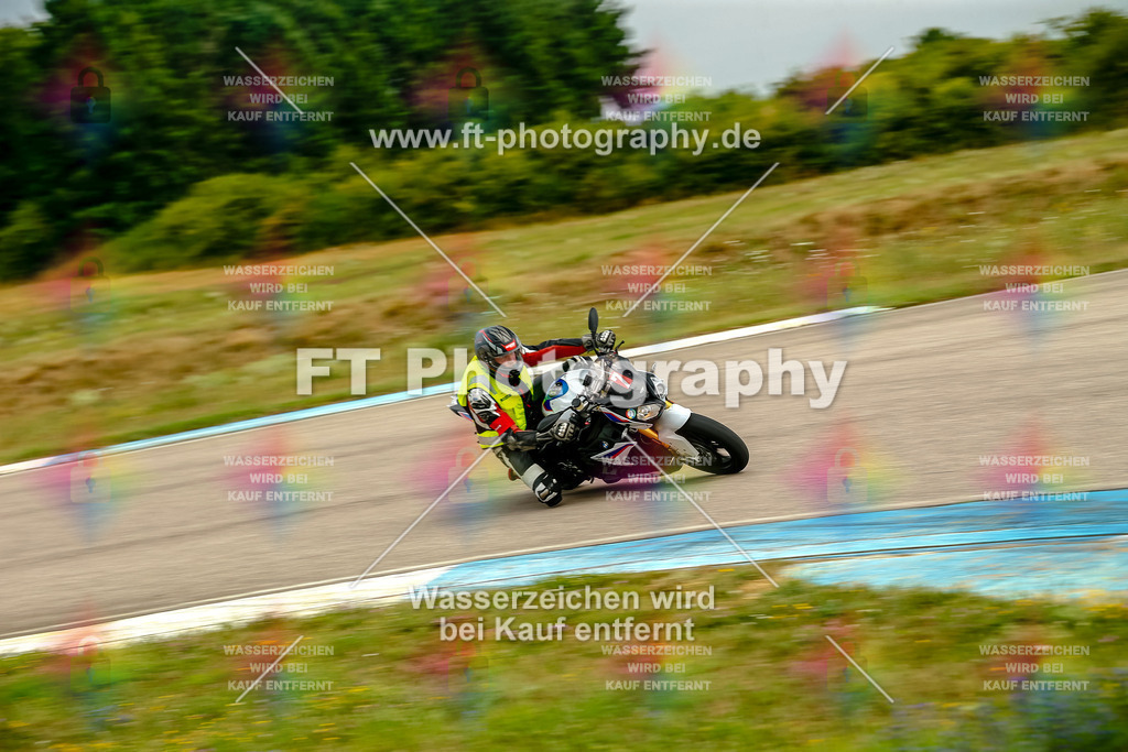 Chambley Juli-1424 | Hier findet Ihr Bilder von Touristenfahrten auf der Nürburgring Nordschleife oder von anderen Veranstaltungen die ich besucht habe. Viel Spass beim Durch Schauen 