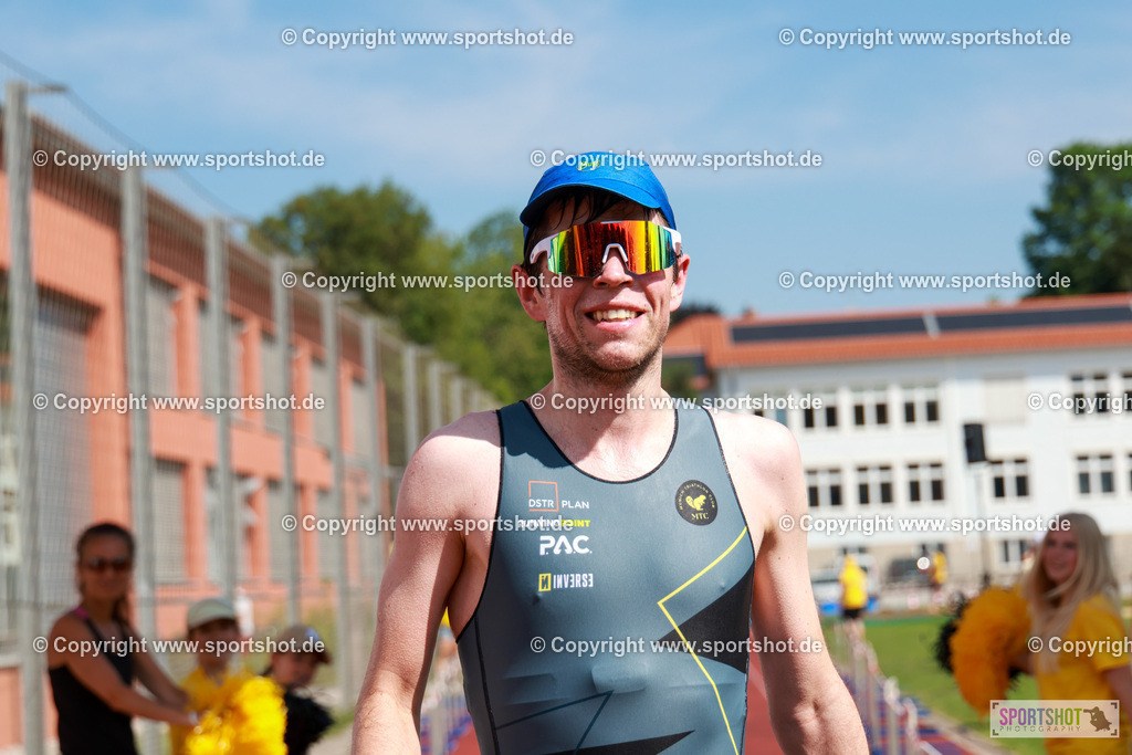 AR7_7077 | #wsv_bad_toelz # badtölztriathlon #badtoelztriathlon #triathlon #yourpictrs #sportshot_your_pictrs #toelwor #poweroftölz #triathlon