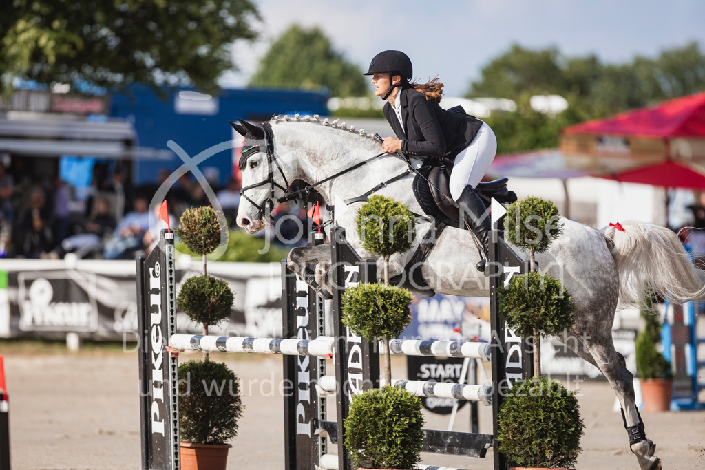 250530_MayDays_L-Stil-601 | Deine schönsten Turniermomente als professionelle Fotos! Entdecke hochwertige Pferdesport-Fotografie im Online-Shop. Jetzt Fotos finden & bestellen!