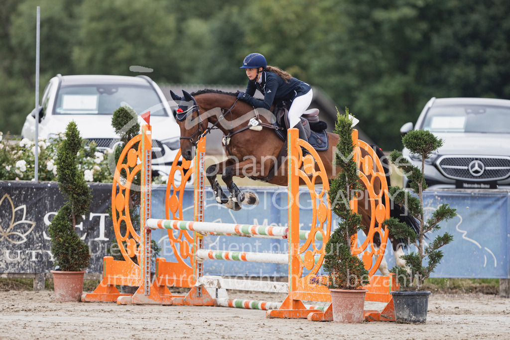 250627_PfSpTa_Stil-A1-156 | Deine schönsten Turniermomente als professionelle Fotos! Entdecke hochwertige Pferdesport-Fotografie im Online-Shop. Jetzt Fotos finden & bestellen!