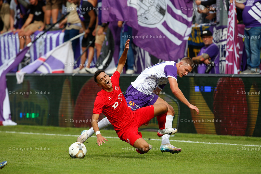 A_LUI_26072025_13 | SPORT,FUSSBALL,UNIQA OEFB CUP 1.RUNDE   26.07.2025 ASKOE OEDT-AUSTRIA SALZBURG IM BILD: FILIP BRESKIC (OEDT) UND DARIO BIJELIC (SALZBURG) FOTO:FOTOLUI