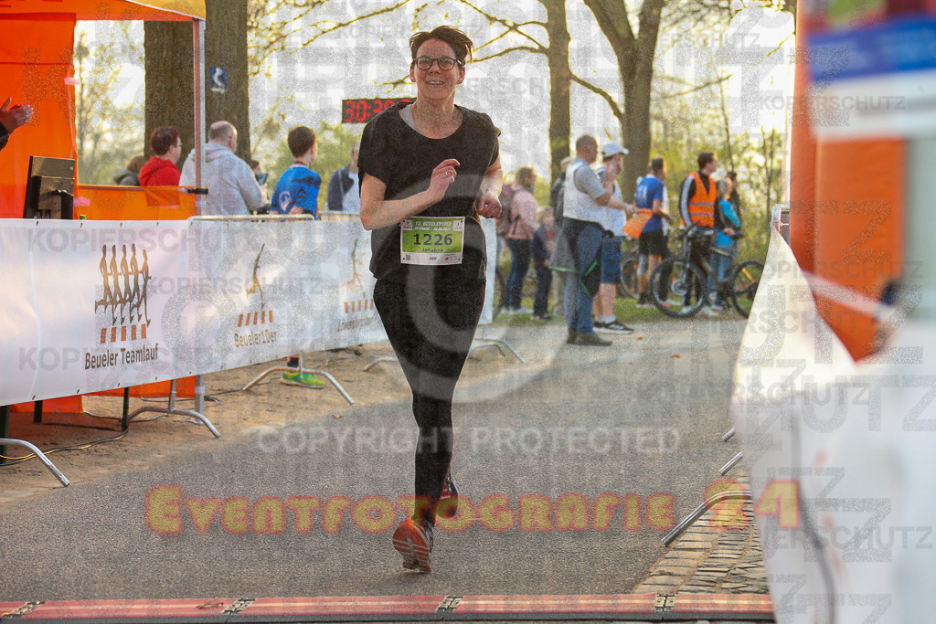 250328_1804_EX1_6704 | Sportfotografie im Rhein-Sieg Kreis, Köln, Bonn, NRW, Rheinland Pfalz, Hessen, etc. Unser Tätigkeitsfeld umfasst den Laufsport vom Volkslauf über den Marathon, Duathlon, Triathon bis zum Ultralauf wie Kölnpfad Ultra oder Schindertrail.
