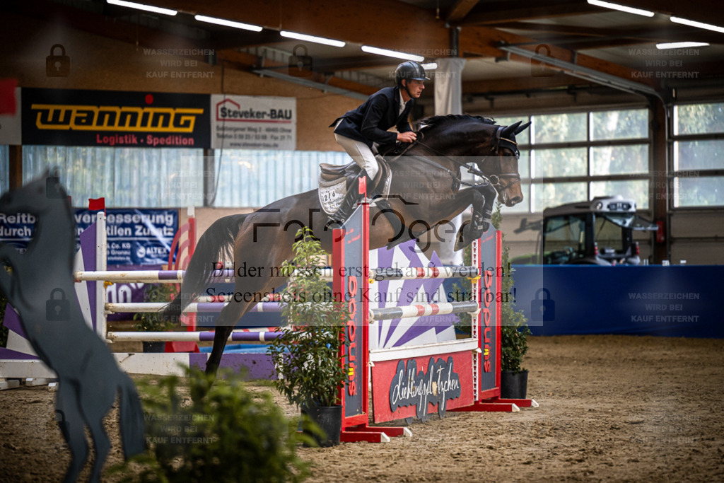 DOS_1420 | Entdecke hochwertige Reitturnierfotos von Foto Oger. Professionell, emotional und authentisch – jetzt Lieblingsmomente im Shop bestellen. - Realisiert mit Pictrs.com