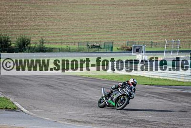 spof8883 | Professionelle Fotos von Sportveranstaltungen, aber auch Hochzeiten und anderen Events. - Realisiert mit Pictrs.com