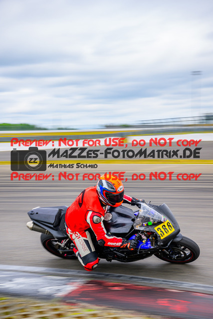 MaZZes_Fotomatrix_20250527_6021986_2966 | ROT