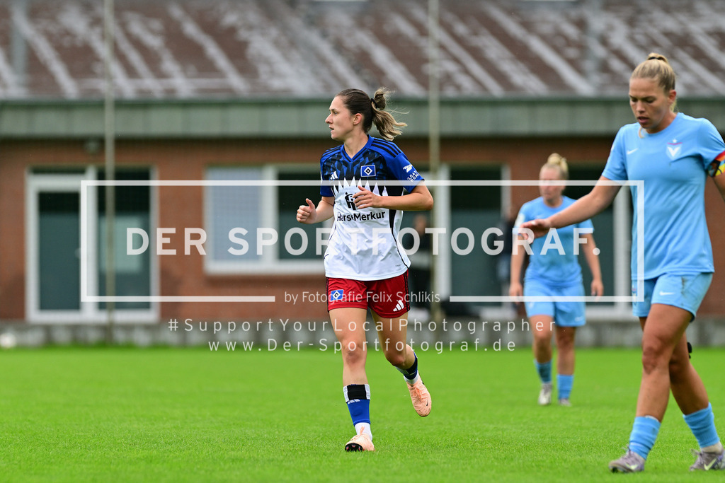 Fußball I Frauen I Saison 2025-2026 I Testspiel I Hamburger SV - FC Viktoria 1889 Berlin I 19706 | Der Sportfotograf. - Realized with Pictrs.com