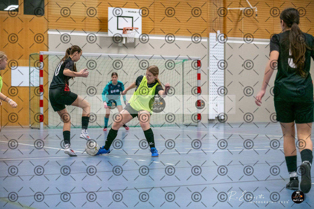 20251130_FCR-Hallenturnier-FF-17_RAW-4_034-56 | Sport und Naturfotografie von Roberto Esposito zeigt echte Momente Bewegung und die Schönheit der Natur. Ausdrucksstarke Bilder schaffen Emotionen.