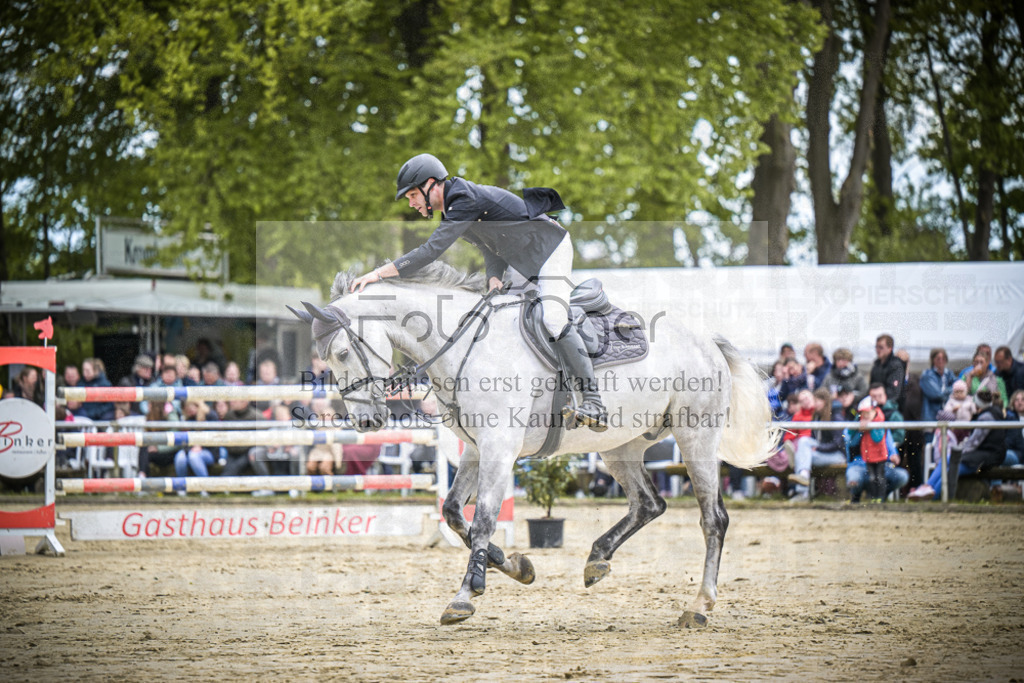 DOS_1414 | Entdecke hochwertige Reitturnierfotos von Foto Oger. Professionell, emotional und authentisch – jetzt Lieblingsmomente im Shop bestellen.Deutschlandweite Turnierfotografie. - Realisiert mit Pictrs.com