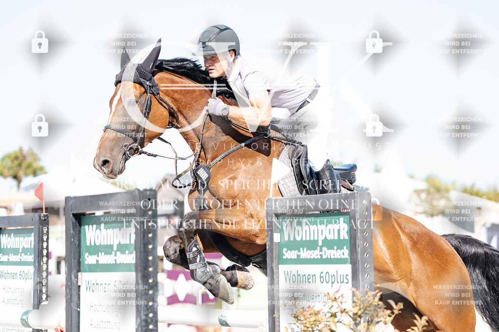 CK904880 | Turnierfotografie Pferdefotografie Trier Rheinland-Pfalz Pferdesport Reitsport Tierfotografie Sportfotografie Pferdevideo Pferdevideografie Equestrianvideography equestrianphotography  - Realisiert mit Pictrs.com