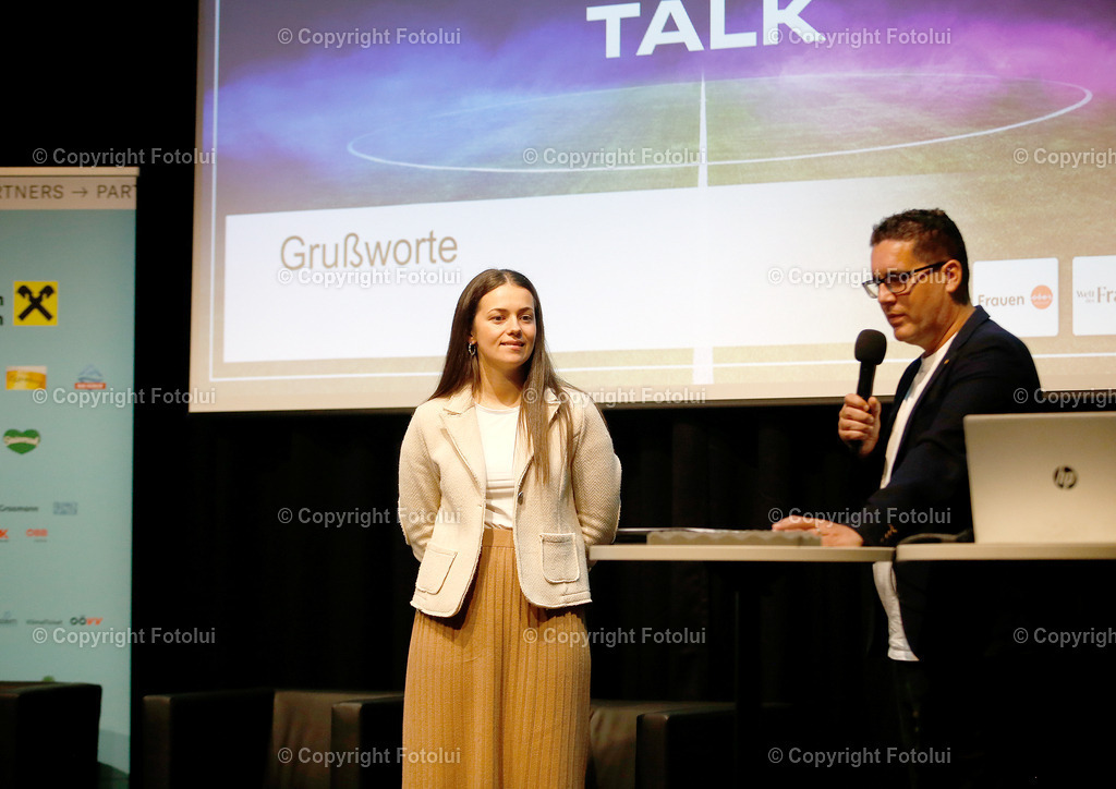GMUNDENLADIESTALK181024_02 | bilder, linz, photo, foto, fussball, sport, fotolui, bundesliga
