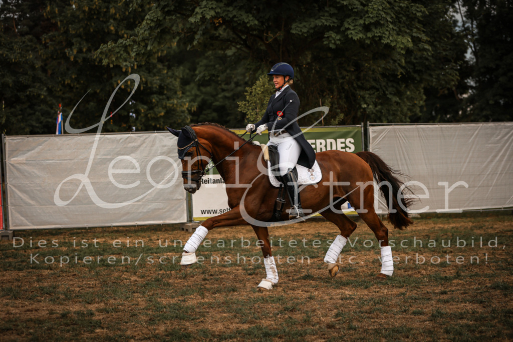 SaShow00115 | Leoni Ertmer Photography - Realisiert mit Pictrs.com