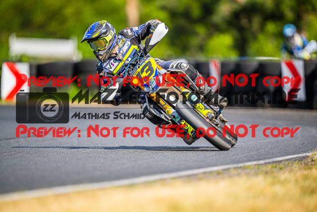 MaZZes_FotoMatrix_220528_3087 | Fotograf Mathias Schmid
Sportfotograf,
Eventfotograf,
Hochzeitsfotograf,
Portraitfotograf