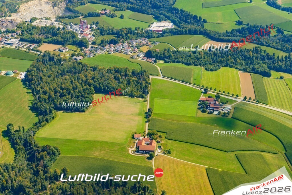 Schrägluftbild  Wotzdorf  Hauzenberg - Das Luftbild wurde 2025 vom UL-Flugzeug heraus erstellt ( keine Drohne ) - Hochauflösende Luftaufnahme -Nicht vergleichbar mit Google Maps oder Satelittenbilder- Die Geschenkidee !Mit Lizenz und Bildrechte bestellbar