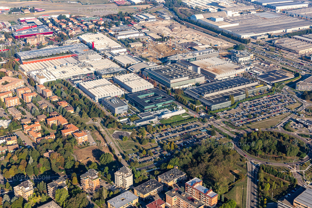 Aerial view: Ferrari SPA in Maranello in the state Modena, Italy.Photo: IMG_134919.jpg taken on 09/20/2022 by Werner Riehm/FLY-FOTO.comResolution of the original: 5038 x 3358 pxWWW.FERRARI.COM