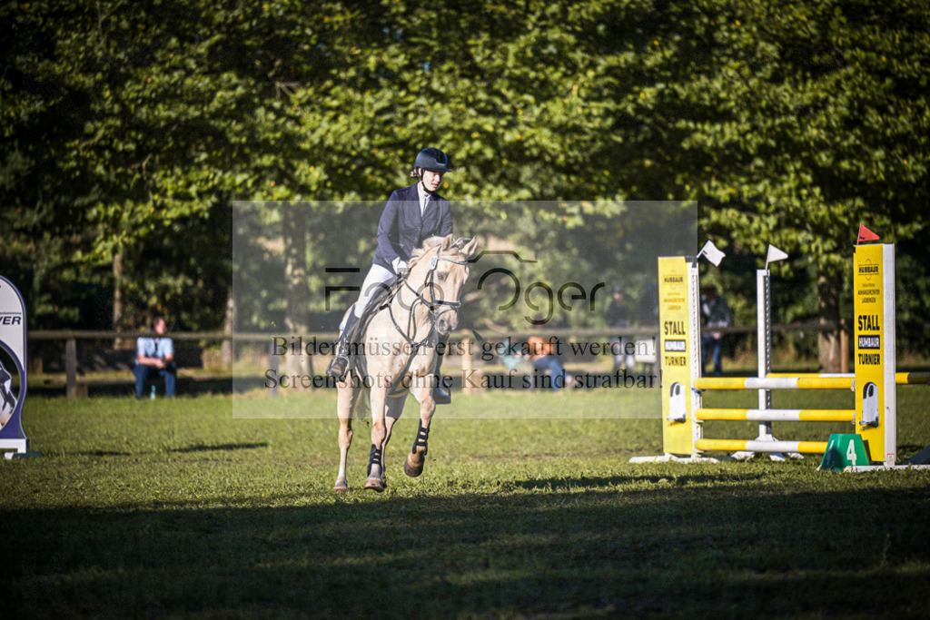 DOS_0478 | Entdecke hochwertige Reitturnierfotos von Foto Oger. Professionell, emotional und authentisch – jetzt Lieblingsmomente im Shop bestellen.Deutschlandweite Turnierfotografie. - Realisiert mit Pictrs.com