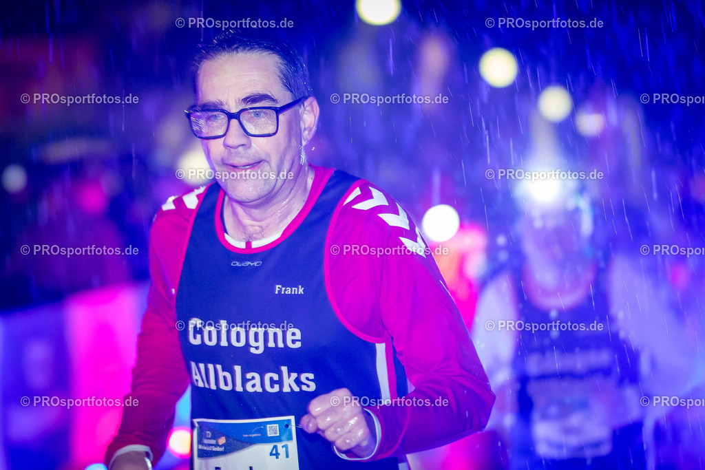 Martinslauf Sindorf 2023 in Kerpen-Sindorf, 09.11.2023 | Impressionen vom Martinslauf Sindorf 2023 am 09.11.2023 in Kerpen-Sindorf (Nordrhein-Westfalen).