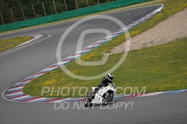 2024_07_20_PBK_23461 | Sportfotografie; SlowMotion; Video; Rennstrecke; Hafeneger; Speer; Racing; RSE; BMW; CBO; Trackday; Motorsportarena; Hockenheimring; Brno; Most; Barcelona; Valencia