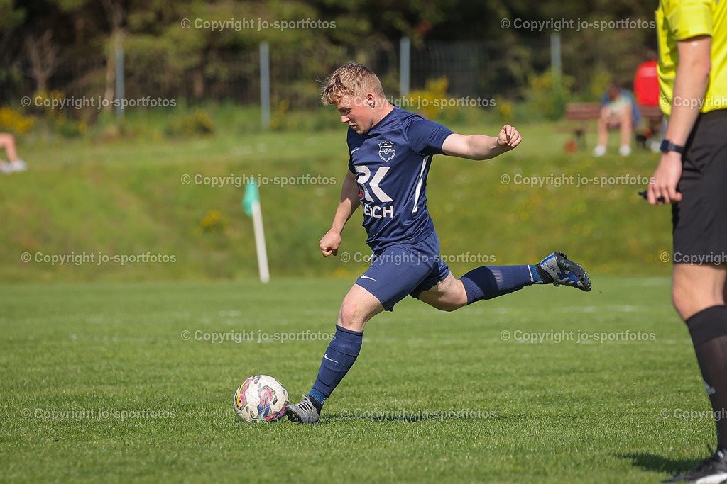 BQ3I3512 | 27.05.2023; Gruppenliga Gi/Mr.; Rasenplatz Eiershausen; SG Eschenburg - FSV Schröck; Ergebnis: 5:1 (2:1)