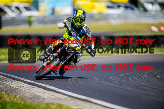 MaZZes_FotoMatrix_220702_2195 | S1