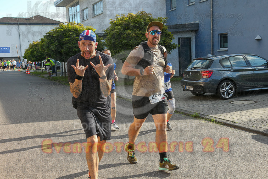 230804_1811_EX1_3779 | Sportfotografie im Rhein-Sieg Kreis, Köln, Bonn, NRW, Rheinland Pfalz, Hessen, etc. Unser Tätigkeitsfeld umfasst den Laufsport vom Volkslauf über den Marathon, Duathlon, Triathon bis zum Ultralauf wie Kölnpfad Ultra oder Schindertrail.
