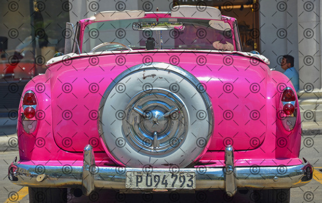 RGE_2175 | Amerikanischer Oldtimer in pink.    Fotograf. Ralf Gebhardt - Realisiert mit Pictrs.com