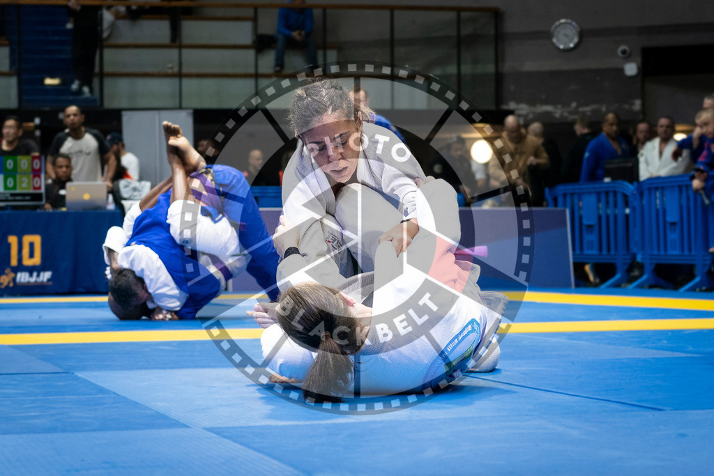 20240125PBB02275 | Fighters compete during the sixth day of the Brazilian Jiu-jitsu European Championship of the IBJJF in Paris, France, on January 25, 2024.