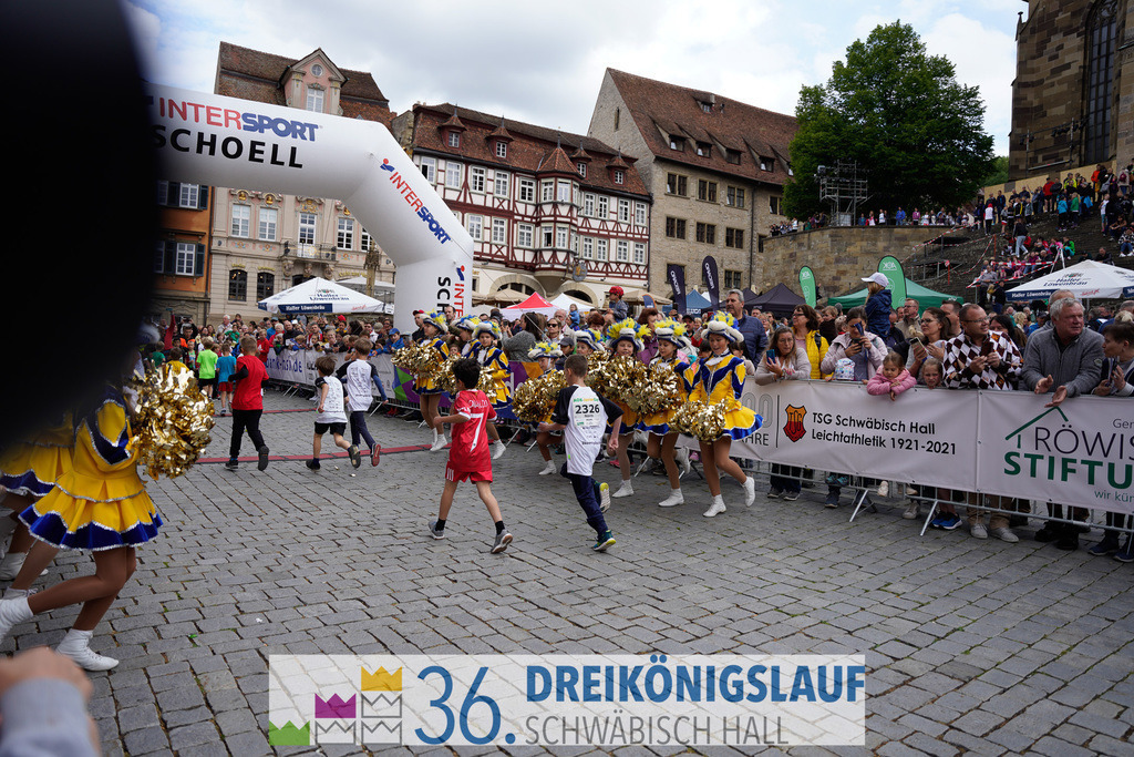 AOK Junior Cup 400m | 3Königslauf 2022 AOK Junior Cup 400m - Realisiert mit Pictrs.com