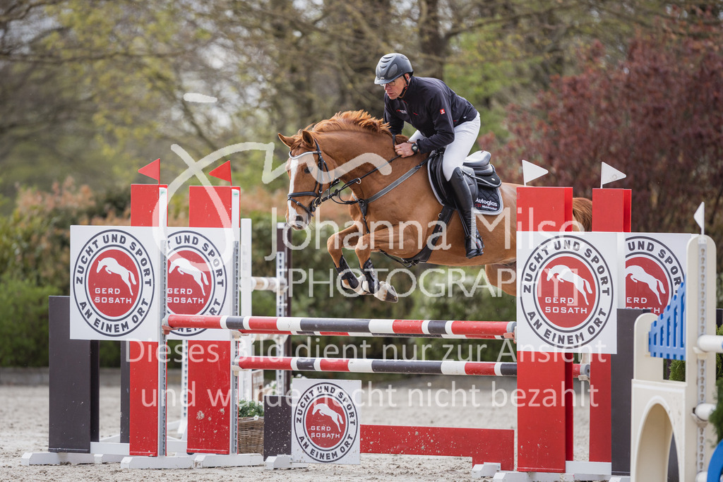 230426_HofSosath_Stil-L-559 | Deine schönsten Turniermomente als professionelle Fotos! Entdecke hochwertige Pferdesport-Fotografie im Online-Shop. Jetzt Fotos finden & bestellen!