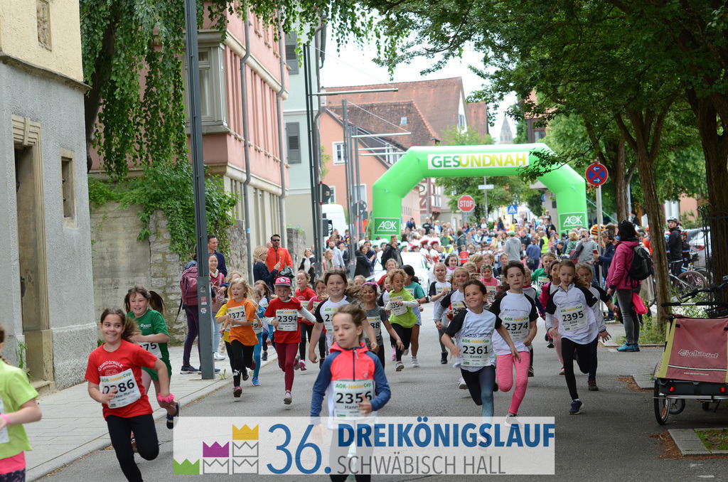 AOK Junior Cup 400m | 3Königslauf 2022 AOK Junior Cup 400m - Realisiert mit Pictrs.com