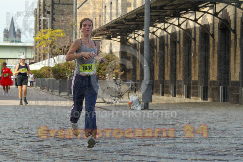 250920_1503_EV4_7978 | Sportfotografie im Rhein-Sieg Kreis, Köln, Bonn, NRW, Rheinland Pfalz, Hessen, etc. Unser Tätigkeitsfeld umfasst den Laufsport vom Volkslauf über den Marathon, Duathlon, Triathon bis zum Ultralauf wie Kölnpfad Ultra oder Schindertrail.