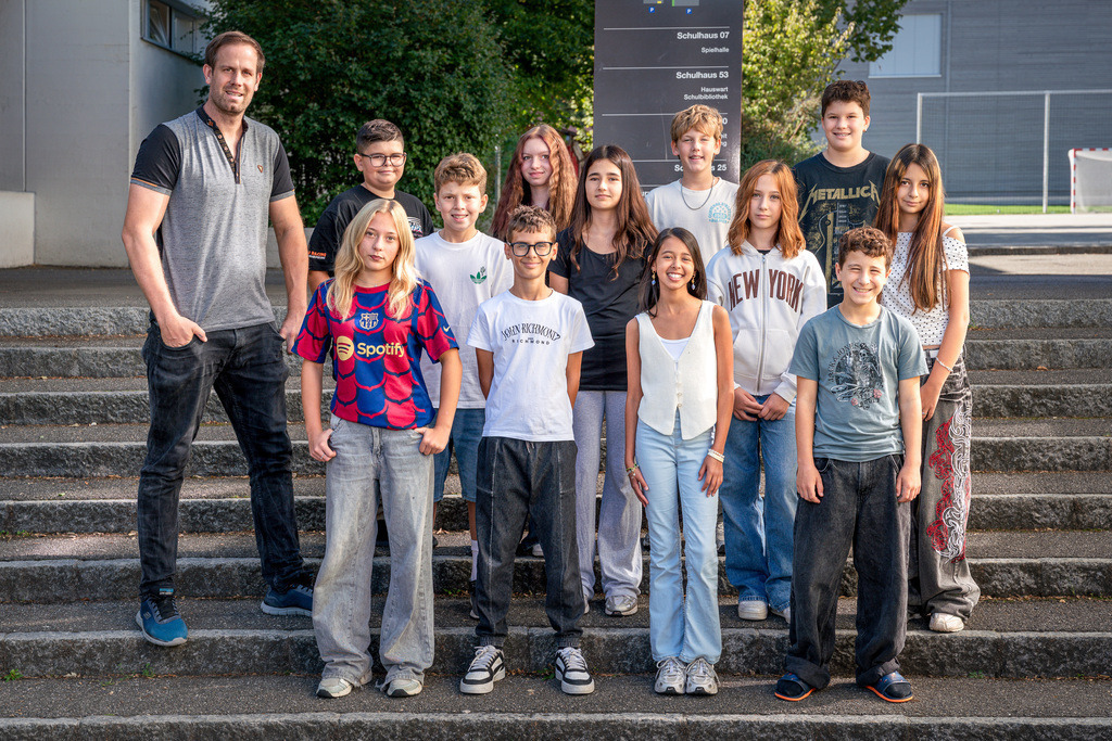 ZD260915110014 | Fotoshop von zweidimensional Fotografie. Ihr Fotograf im Aargau. Abzüge von Ihrem Fotobox Event bestellen.Abzüge von Ihrem Hochzeit bestellen.Abzüge von Ihrem Schulfotograf bestellen.
