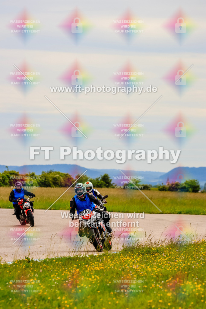 MotoTeam-2900 | Hier findet Ihr Bilder von Touristenfahrten auf der Nürburgring Nordschleife oder von anderen Veranstaltungen die ich besucht habe. Viel Spass beim Durch Schauen 