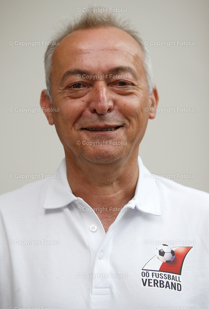 GRUPPENOBMAENNER_19 | bilder, linz, photo, foto, fussball, sport, fotolui, bundesliga